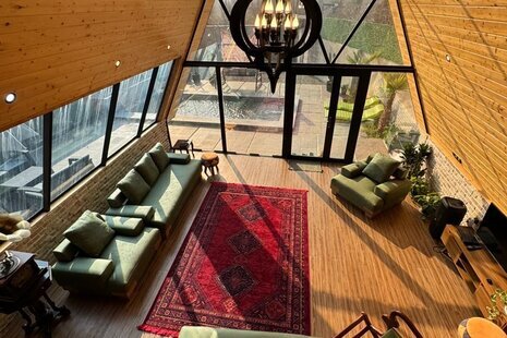 کلبه سوئیسی استخردار دوخواب آرتام 2 در رامسر