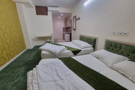 واحد 203 در هتل آپارتمان مشهد