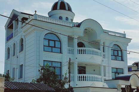 واحد مبله استخردار در طبقه چهارم ویلای رامسر