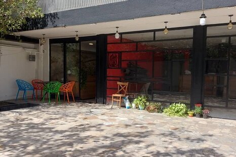 اتاق 3 نفره در هاستل کریمخان