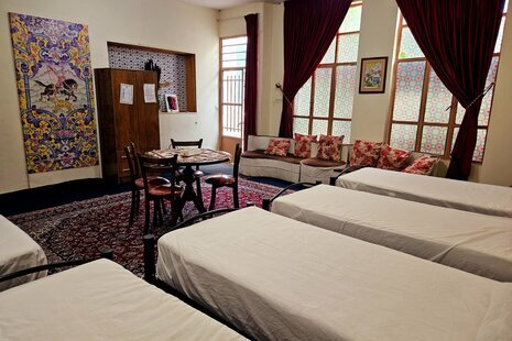 اتاق 50 متری گلبهار 10 دراقامتگاه بوم گردی اصفهان