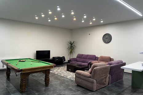 ویلا استخردار دوخواب باغ بهشت 24 در چهارباغ