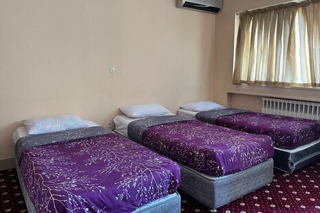 سوئیت 25 متری شروین در اصفهان