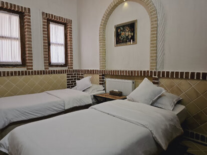 اتاق 4 در طبقه اول اقامتگاه بومگردی نطنز