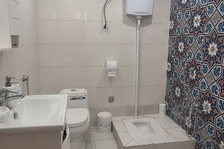 اتاق 4 تخت بالا در اقامتگاه بوم گردی در یزد