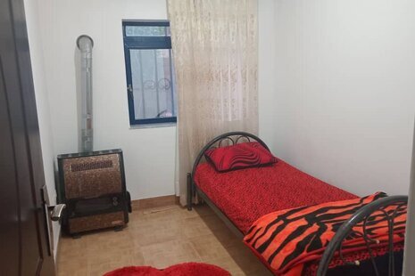 واحد دوخواب در طبقه همکف ویلا در کتالم و سادات شهر