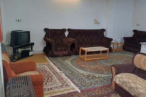 واحد مبله دوخواب در طبقه همکف ویلا در قائم شهر