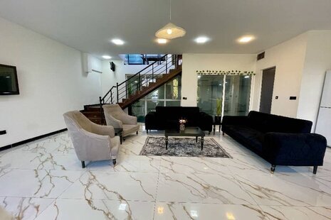 ویلا مبله دوبلکس سه خواب استخردار شاهان در چهارباغ