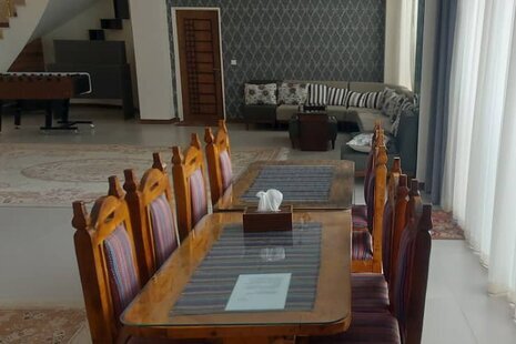 ویلا دوبلکس استخردار آرین در چهارباغ