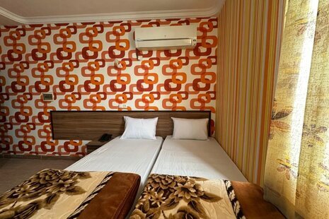 واحد تکخواب 202 در هتل آپارتمان قشم