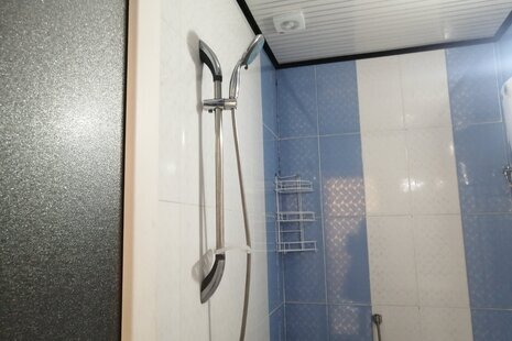 اتاق 6 نفره (5) در هتل جوانرود