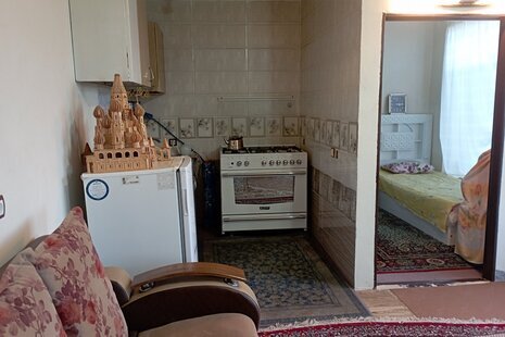 ویلا تک خواب در باغ بهادران