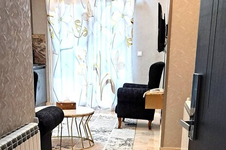 واحد مبله تکخواب دونفره دبل در هتل آپارتمان در بندرانزلی