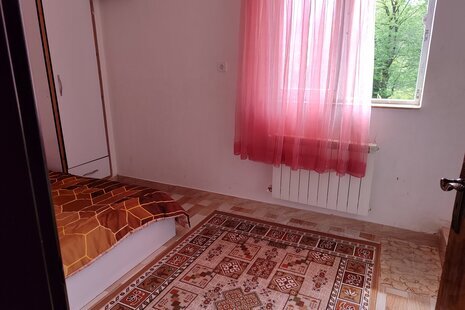 واحد مبله تکخواب در طبقه دوم ویلا در فومن