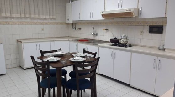 واحد دوخواب نزدیک پل خواجوی اصفهان