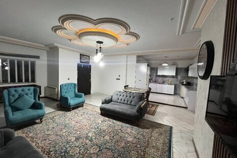 واحد استخردار مبله دوخواب در طبقه اول ویلا در چالوس