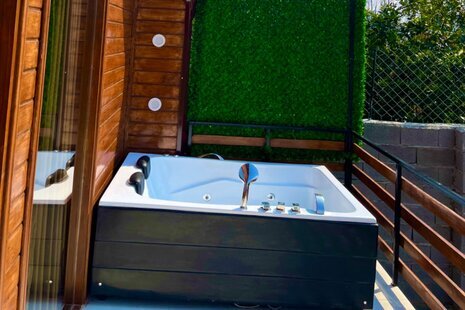 کلبه سوئیسی دوبلکس جکوزی دار تکخواب در بابل