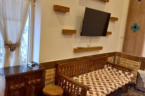 ویلای تکخواب قمصر در کاشان