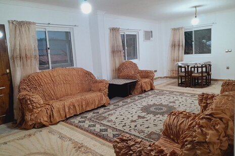 واحد مبله دوخواب در طبقه همکف ویلای نوشهر