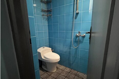 اتاق دونفره اقتصادی طبقه دو در هاستل اصفهان