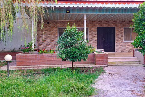 ویلا مبله سه خواب باغ فیاض در زیباکنار