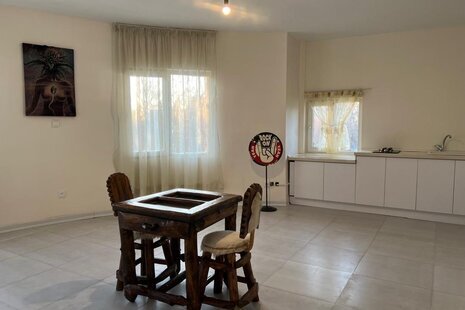 ویلا دوبلکس مبله 3 خواب آدریانا در سنقرآباد