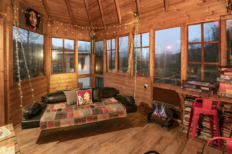 کلبه در مجتمع اقامتی سوادکوه