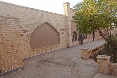 اتاق 1 قصر فیروزه در بومگردی گرمسار