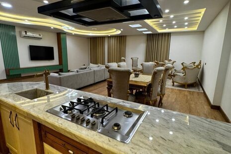 کاخ ویلا مبله تریپلکس سه خواب استخردار اعیان نشین در کیش