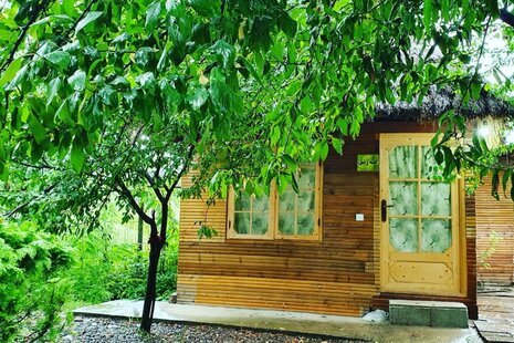 سوئیت ویلا زنبق در مجتمع اقامتی رشت