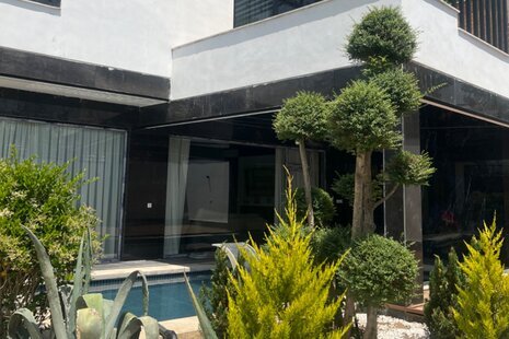 ویلا استخردار آب سرد دوخواب دوبلکس در کردان