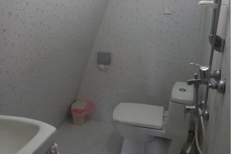 کلبه سوئیسی جکوزی دار مبله دوخواب گوهر در رامسر