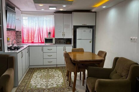 واحد طبقه همکف در روستای داخل بالا