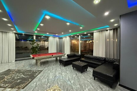 باغ عمارت استخردار سه خواب هاکان در چهارباغ