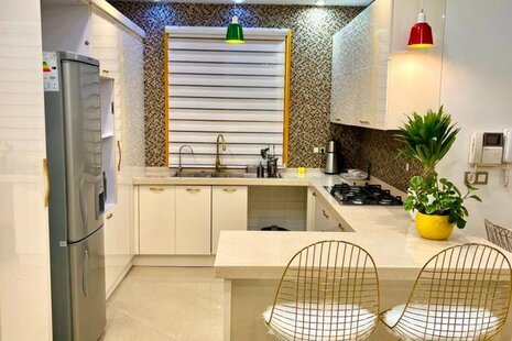 آپارتمان استخردار دوخواب با تراس در اقدسیه