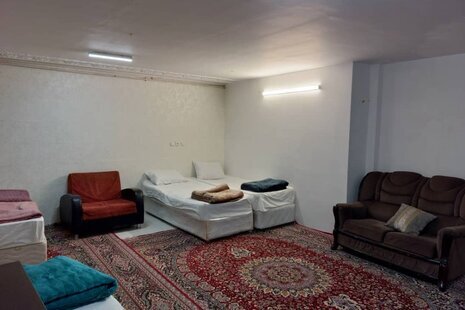 سوئیت 5 تخته در مسافرخانه در مشهد