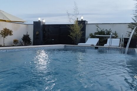 ویلا استخردار دوخواب در چهارباغ