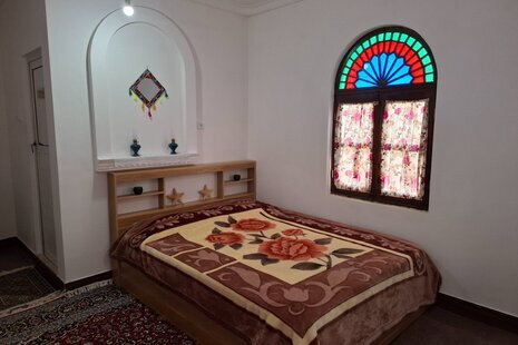اتاق سه نفره ساحلی (8) در اقامتگاه بومگردی بوشهر