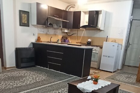 واحد مبله دوخواب در طبقه همکف ویلا در بندرانزلی