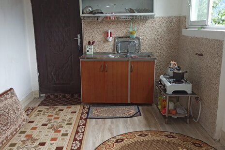 واحد طبقه اول در استخرگاه