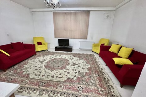 آپارتمان مبله دو خواب در صدرا