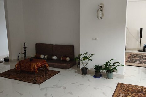 واحد دوخواب در طبقه اول ویلای عباس آباد