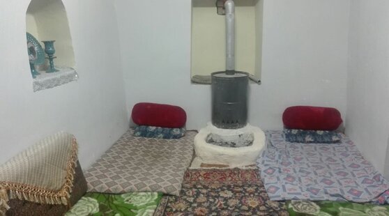 اتاق دراقامتگاه بومگردی در بافق