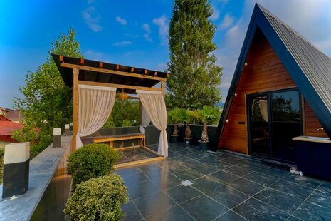 کلبه سوئیسی استخردار دوبلکس دوخواب آوان در چالوس