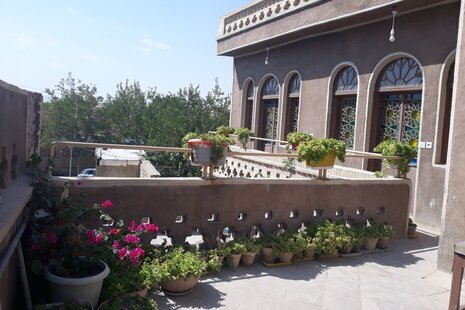 اتاق 4 نفره طبقه اول در اقامتگاه بومگردی اصفهان