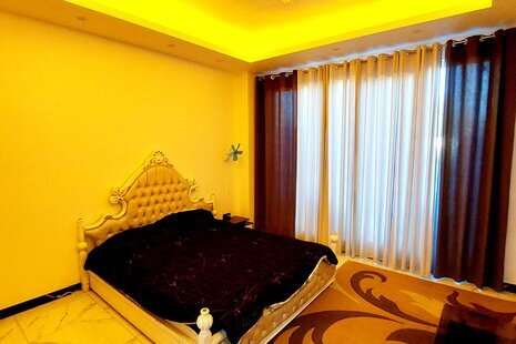 ویلا استخردار دوخواب مبله مهستان در چهارباغ