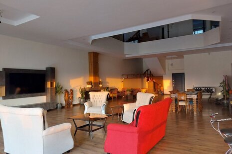 ویلا استخردار دوبلکس چهار خوابه مدرن کرشت