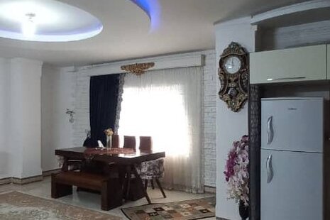 واحد تکخواب در طبقه همکف ویلا نیک در شیرگاه