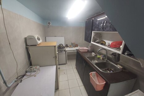 سوئیت مبله انقلاب رشتچی 1 در میدان انقلاب