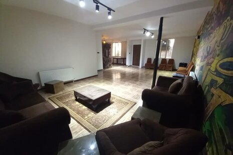 ویلا دو طبقه استخردار مبله دوخواب قائم در شهریار